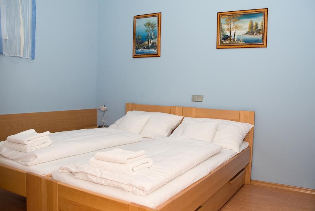 Penzion U Splavu Břeclav Szoba fotó